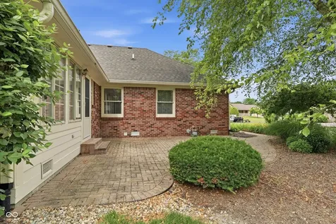 3343 S Rosewind Drive New Palestine IN 46163