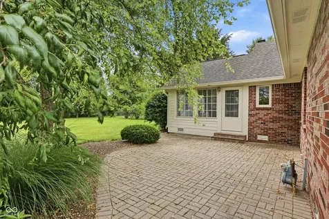 3343 S Rosewind Drive New Palestine IN 46163
