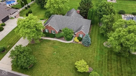3343 S Rosewind Drive New Palestine IN 46163