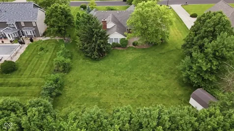 3343 S Rosewind Drive New Palestine IN 46163