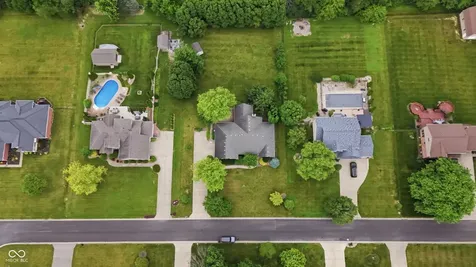 3343 S Rosewind Drive New Palestine IN 46163