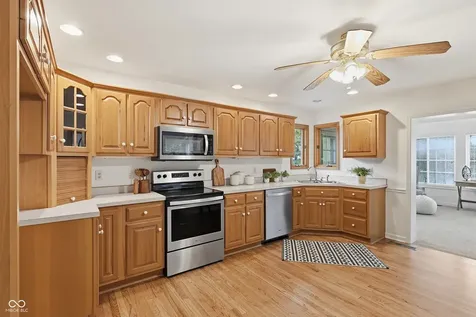 3343 S Rosewind Drive New Palestine IN 46163