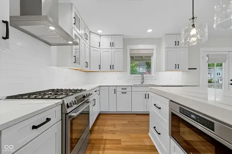 10486 Dusty Rose Drive Zionsville IN 46077