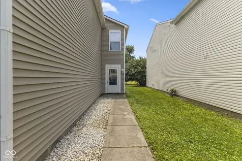 2523 Redland Lane Indianapolis IN 46217