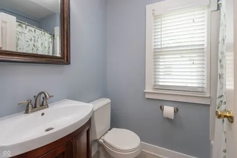 143 High Street Danville IN 46122