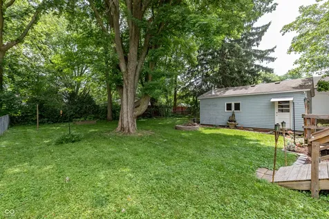 143 High Street Danville IN 46122