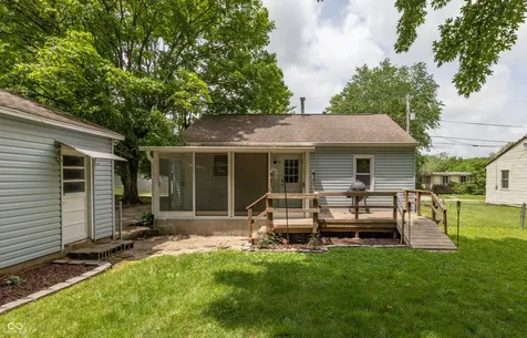 143 High Street Danville IN 46122