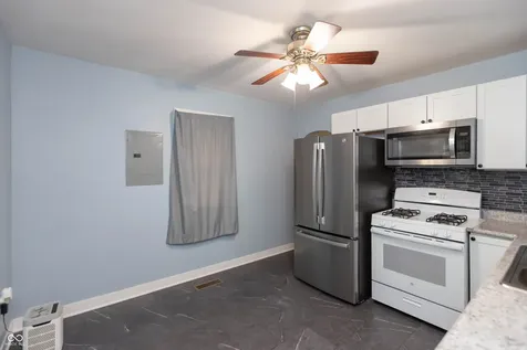143 High Street Danville IN 46122