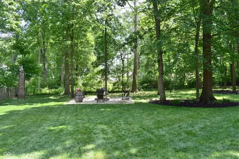 8529 Ardennes Drive Fishers IN 46038