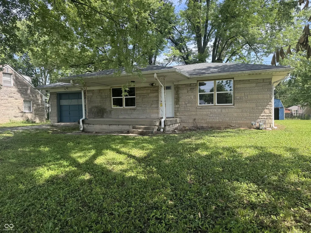 2324 E Thompson Indianapolis IN 46227