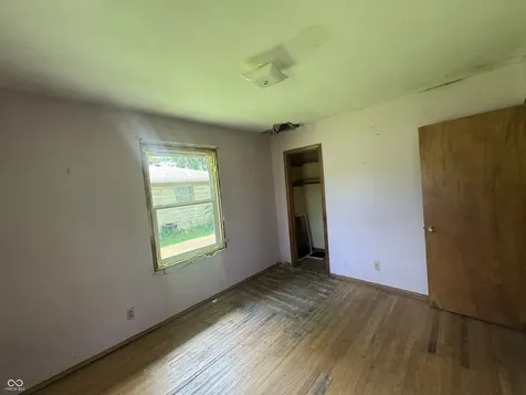 2324 E Thompson Indianapolis IN 46227