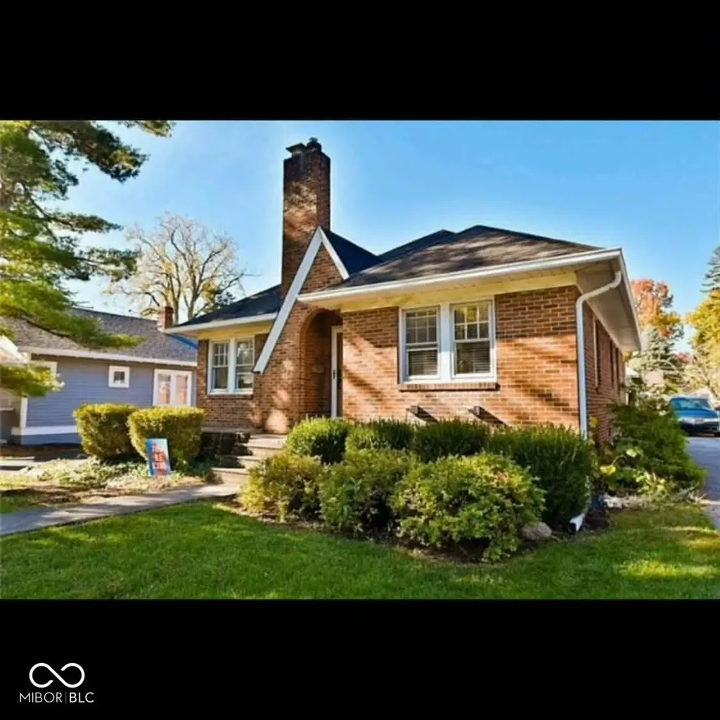 748 N Arlington Avenue Indianapolis IN 46219