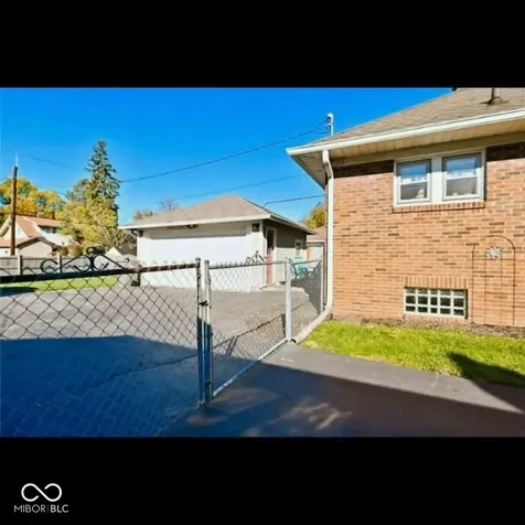 748 N Arlington Avenue Indianapolis IN 46219
