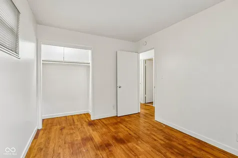 1822 W 10th Street Indianapolis IN 46222