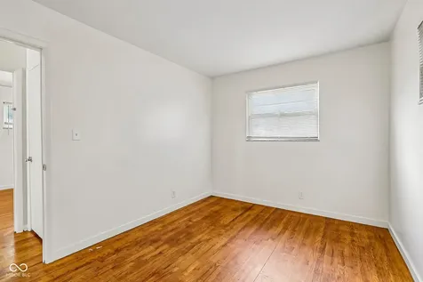 1822 W 10th Street Indianapolis IN 46222