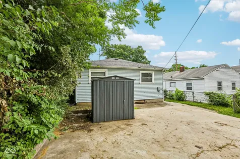 1822 W 10th Street Indianapolis IN 46222