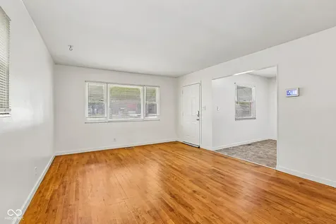 1822 W 10th Street Indianapolis IN 46222