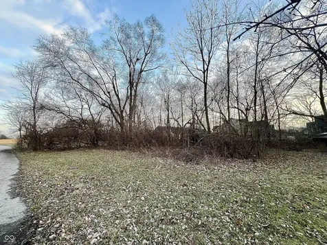 345 E Park Street Westfield IN 46074