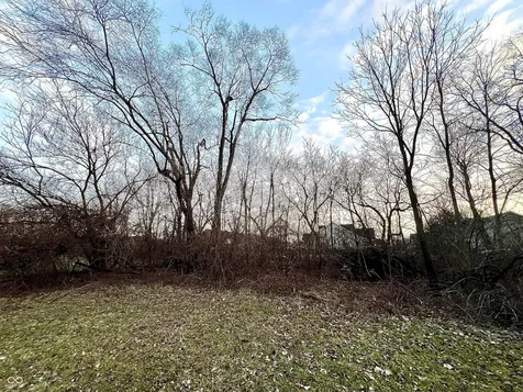 345 E Park Street Westfield IN 46074