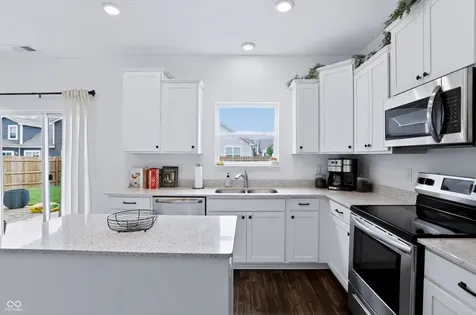 5671 Teak Lane Mccordsville IN 46055