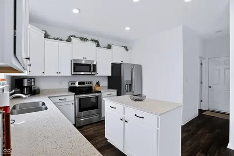 5671 Teak Lane Mccordsville IN 46055
