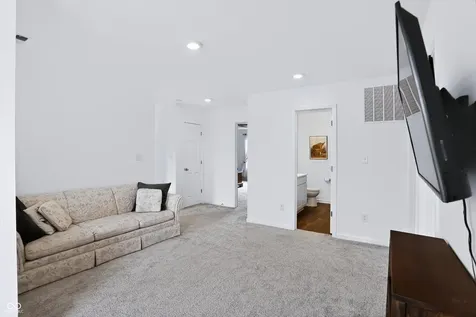 5671 Teak Lane Mccordsville IN 46055