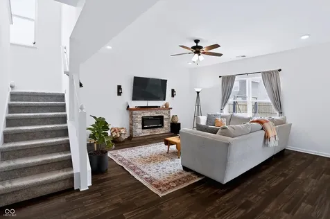 5671 Teak Lane Mccordsville IN 46055