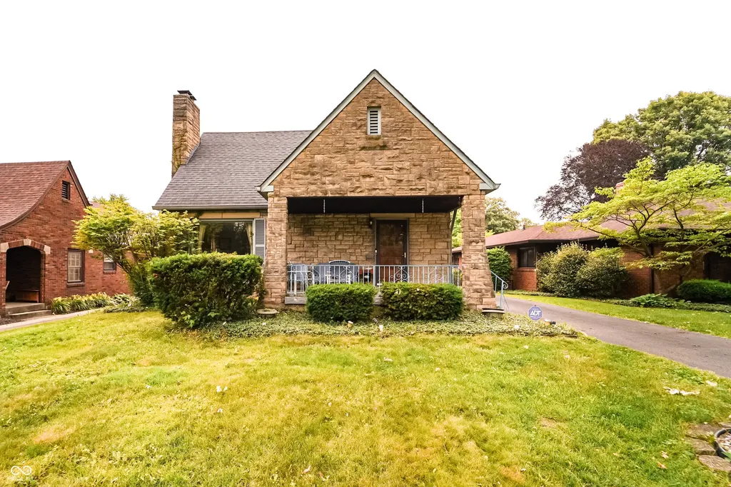 6126 E Saint Joseph Street Indianapolis IN 46219