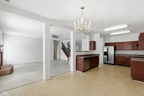 3290 Holt Street Whiteland IN 46184