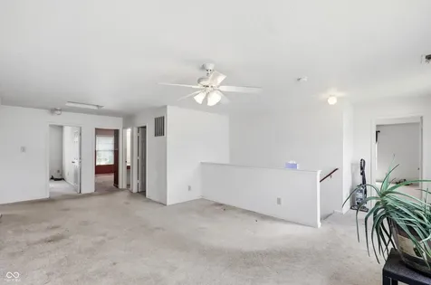 3290 Holt Street Whiteland IN 46184
