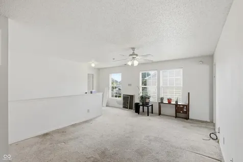 3290 Holt Street Whiteland IN 46184