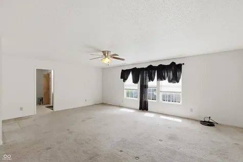 3290 Holt Street Whiteland IN 46184
