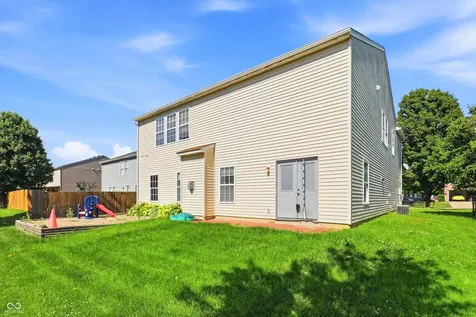 3290 Holt Street Whiteland IN 46184