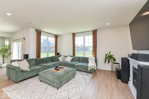 6907 Seattle Slew Drive Whitestown IN 46075