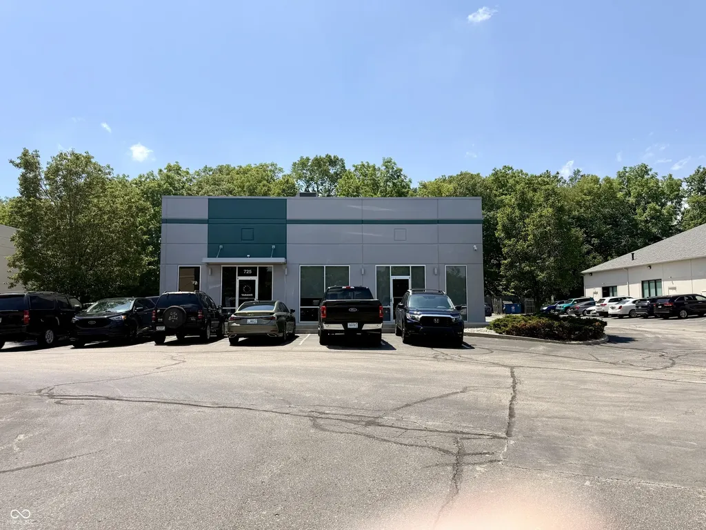 727 E Main Street Westfield IN 46074
