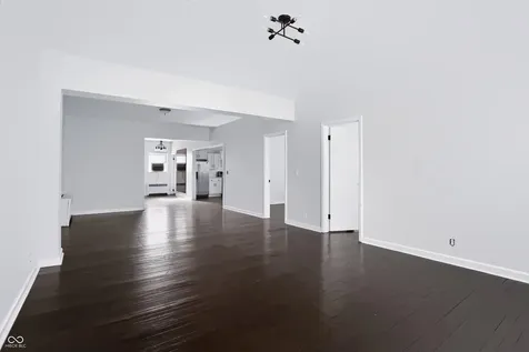 2121 Madison Avenue Indianapolis IN 46225
