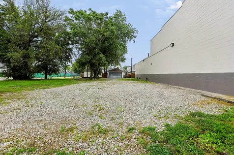 2121 Madison Avenue Indianapolis IN 46225