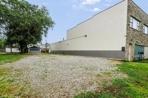 2121 Madison Avenue Indianapolis IN 46225