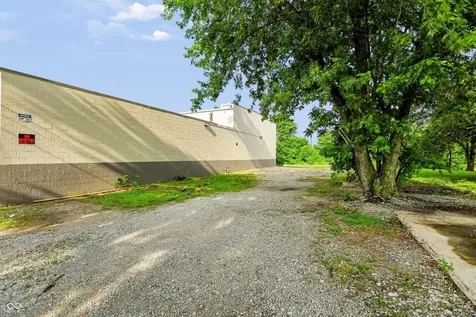 2121 Madison Avenue Indianapolis IN 46225