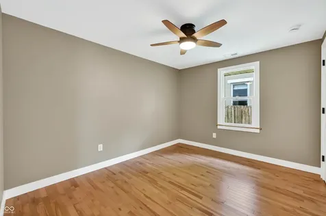605 8th Columbus IN 47201