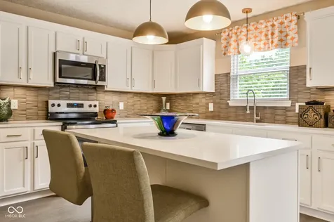 1838 Irish Lake Lane Indianapolis IN 46239