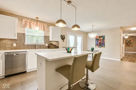 1838 Irish Lake Lane Indianapolis IN 46239