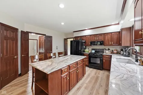 14379 Jeffrey Carmel IN 46032