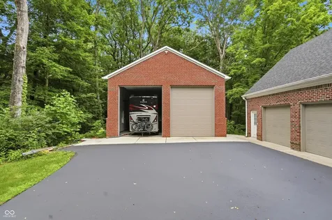 8820 Mud Creek Road Indianapolis IN 46256