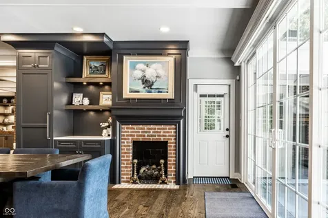 8114 Meadowbrook Drive Indianapolis IN 46240