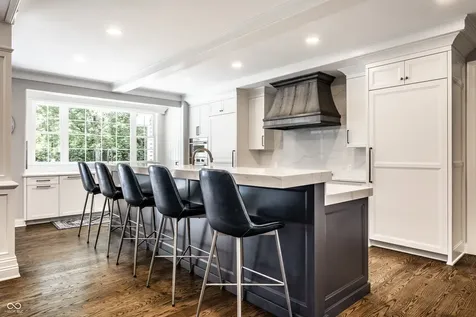 8114 Meadowbrook Drive Indianapolis IN 46240
