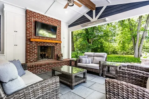 8114 Meadowbrook Drive Indianapolis IN 46240