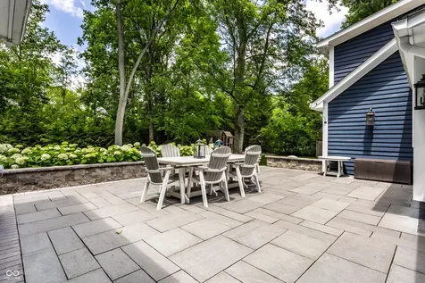 8114 Meadowbrook Drive Indianapolis IN 46240