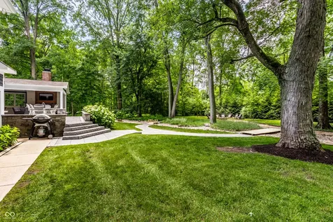 8114 Meadowbrook Drive Indianapolis IN 46240