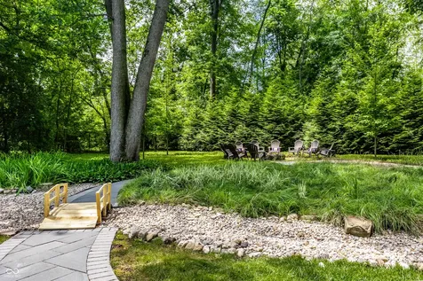 8114 Meadowbrook Drive Indianapolis IN 46240